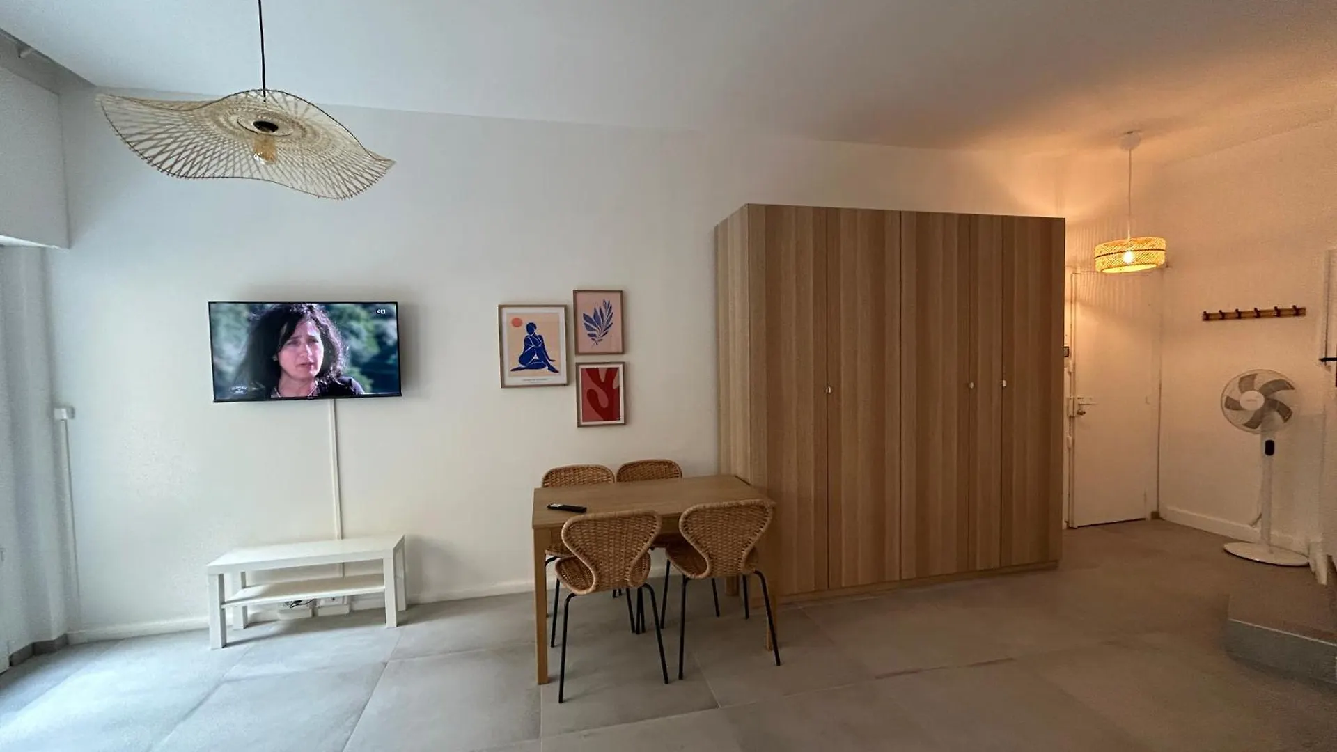 Lejlighed City Centre Sunshine Retreat Beausoleil